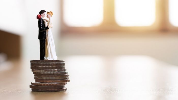 How to Keep Money from Ruining Your Marriage photo